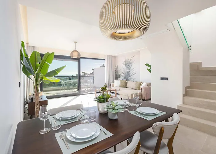 Marbella Lake Luxe Duplex Penthouse Scenic Views