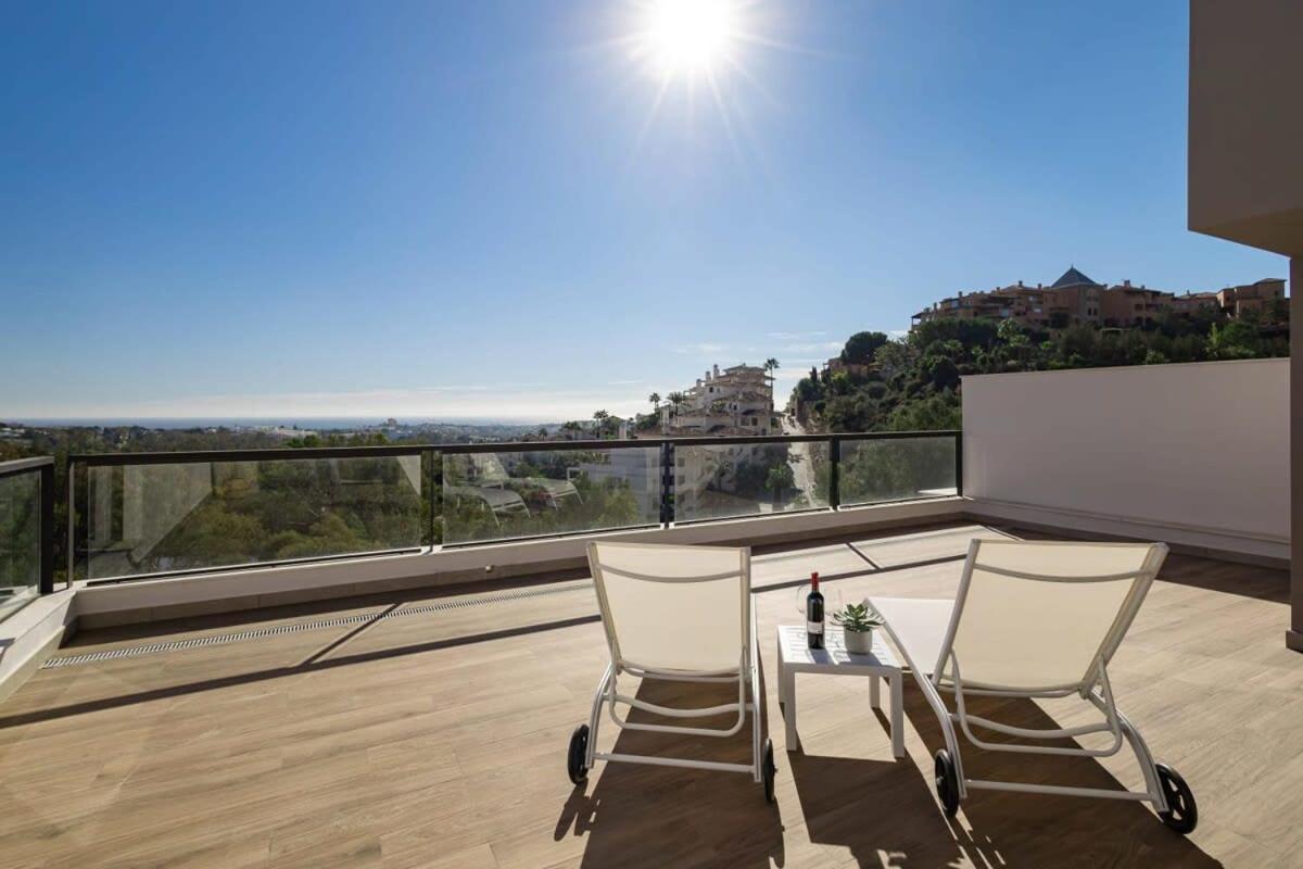 Luxe Duplex Penthouse Scenic Views